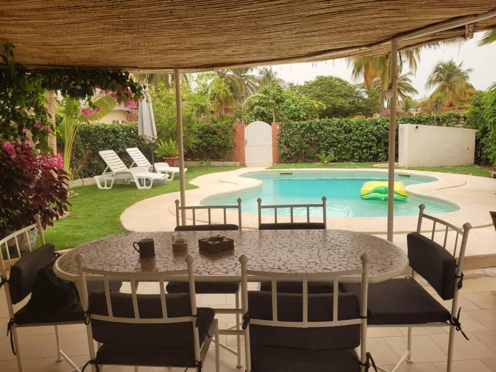 Villa Bord De Mer Avec Piscine Sali Tapé Zewnętrze zdjęcie
