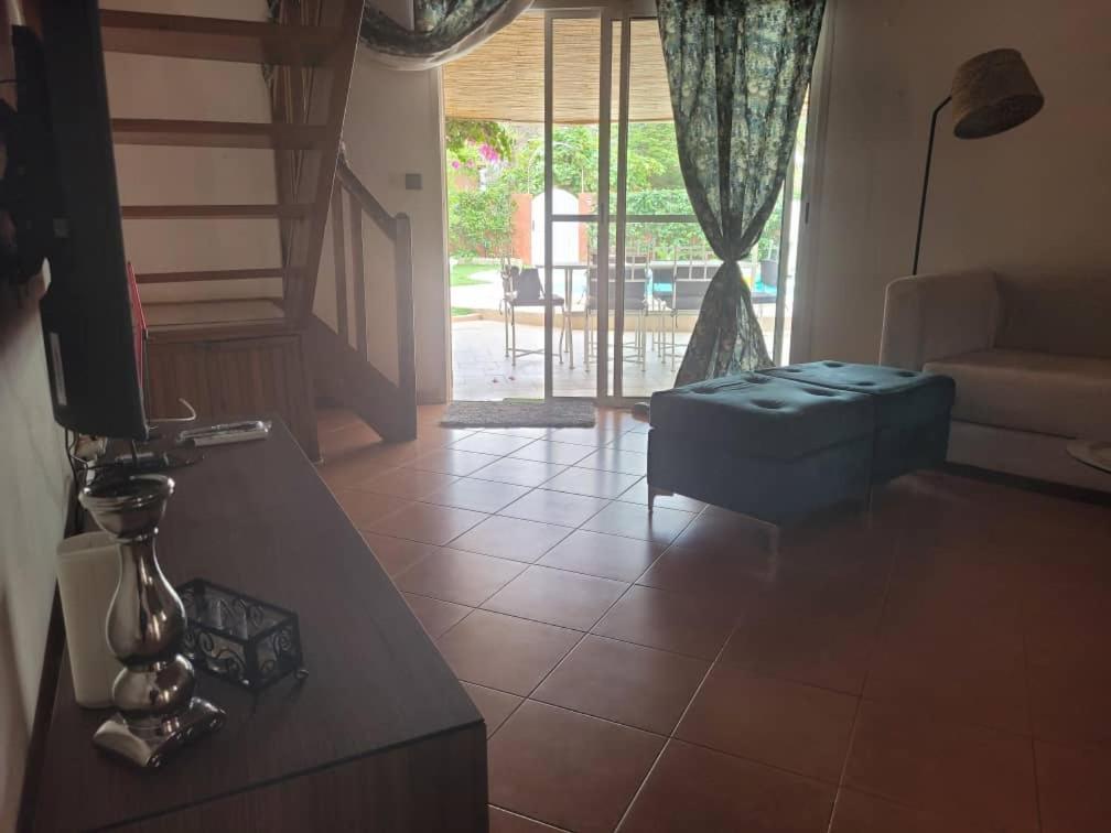Villa Bord De Mer Avec Piscine Sali Tapé Zewnętrze zdjęcie